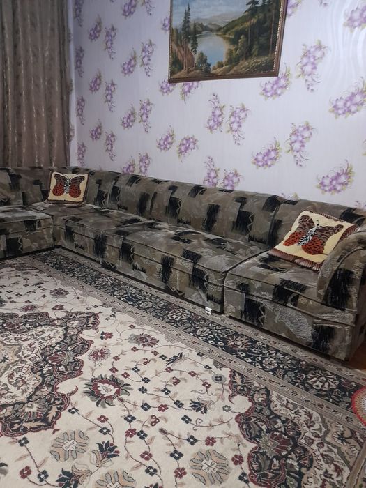 Диван для гостиной