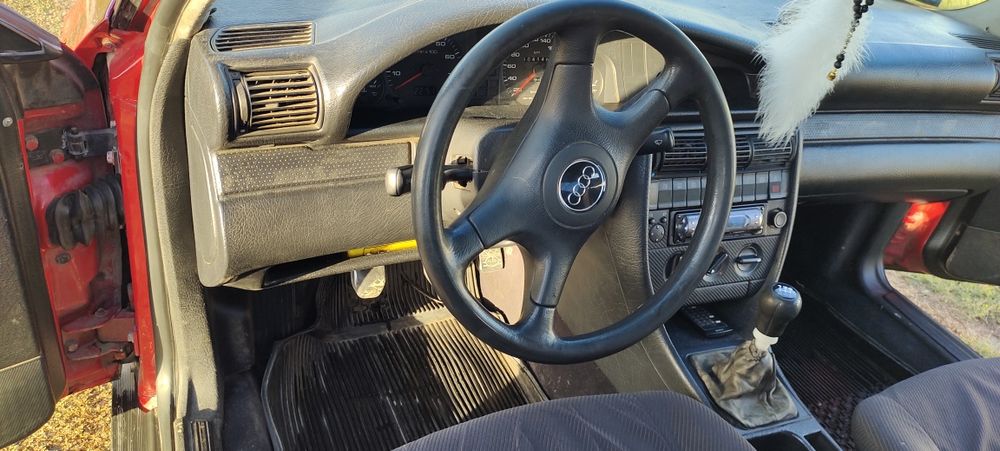 Продается ауди 100 с4