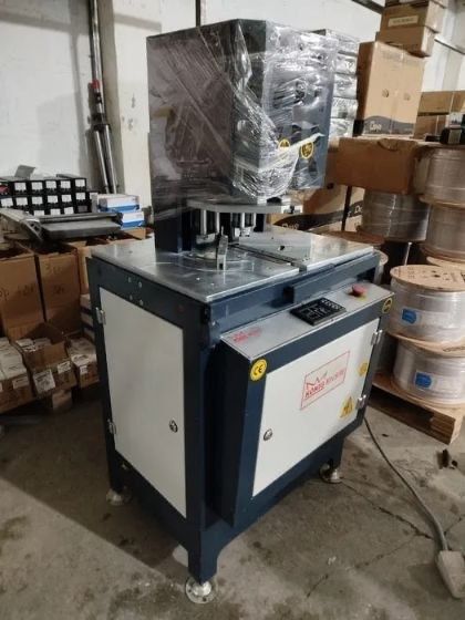 Srochno Akfa uskunalari sotiladi