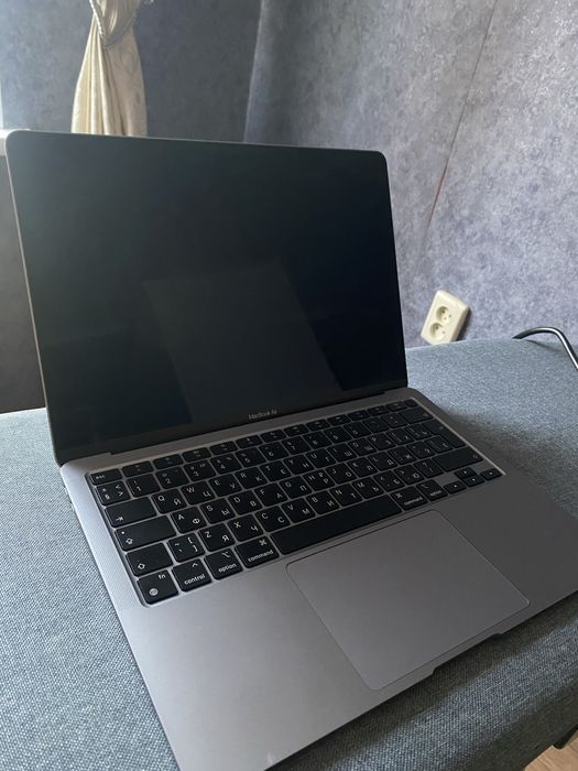 Apple Macbook air m1