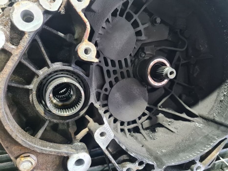 Cutie de viteze Opel Antara Facelift 2.2 D 2010 - 2015 184CP Manuala 6 Trepte Z22D1 ...