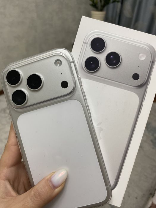 Продам iphone 17 pro 256 gb