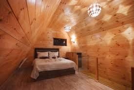 Vand cabane tip A frame de vacanta
