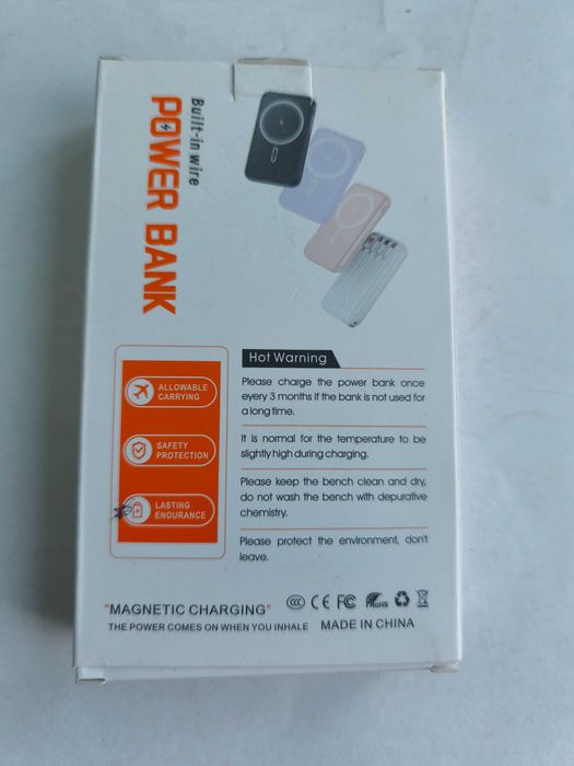 Baterie externa - power bank 10000 mAh cu cabluri si incarcare wireless