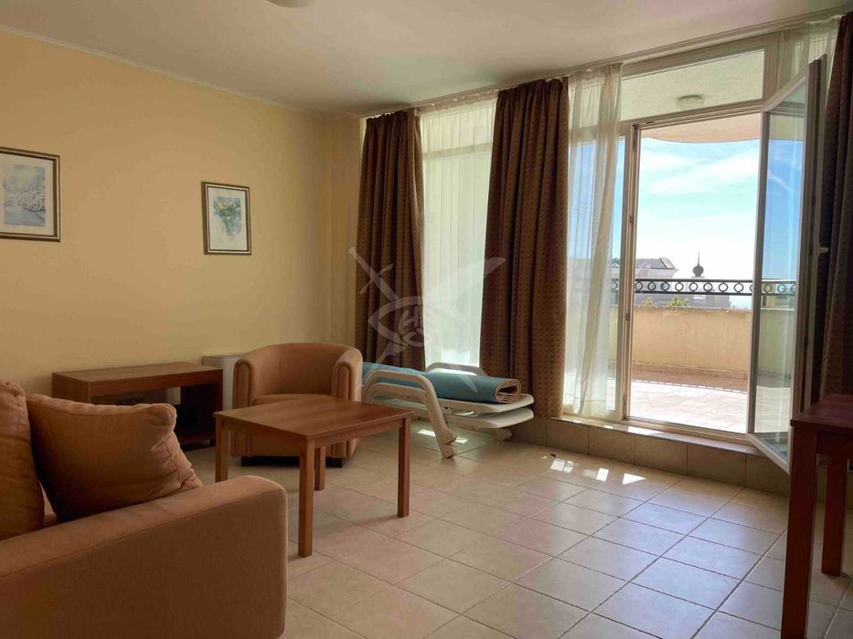 Продава се Тристаен апартамент в к.к. Слънчев бряг - 72 кв.м за 973 €/кв.м - Снимка #1