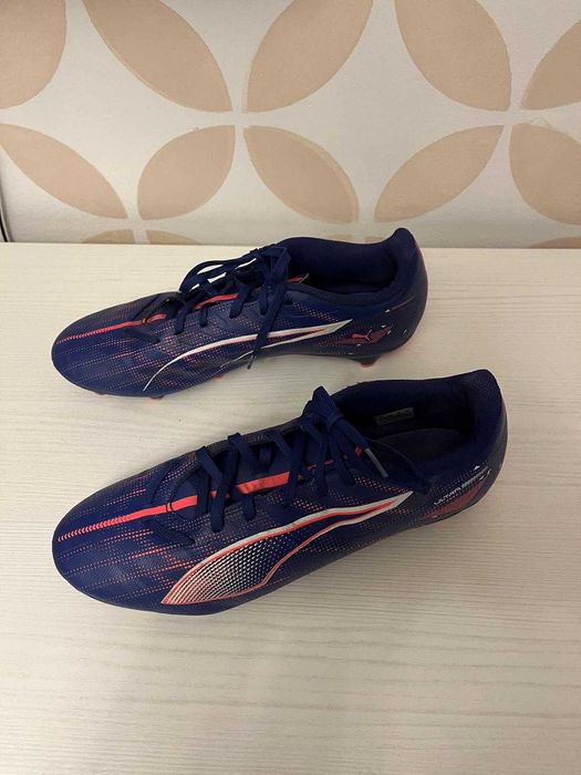 Ghete fotbal Puma Ultra 5 Play League SH 43, foarte usoare