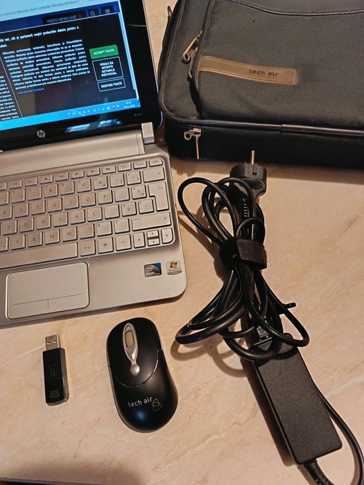 Laptop mini HP notebook funcțional, stare vizuală buna.
