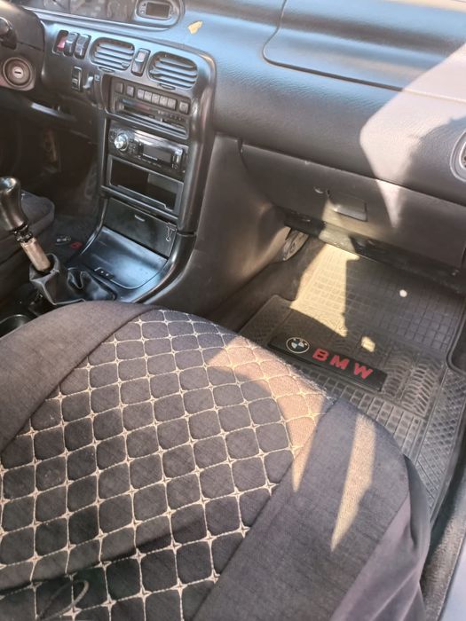 Мазда кроус 626 свет серыи