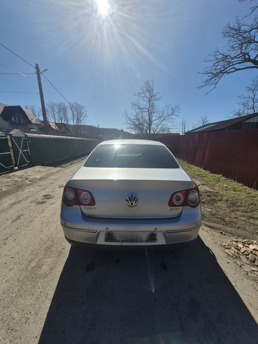Dezmembrez volkswagen passat b6