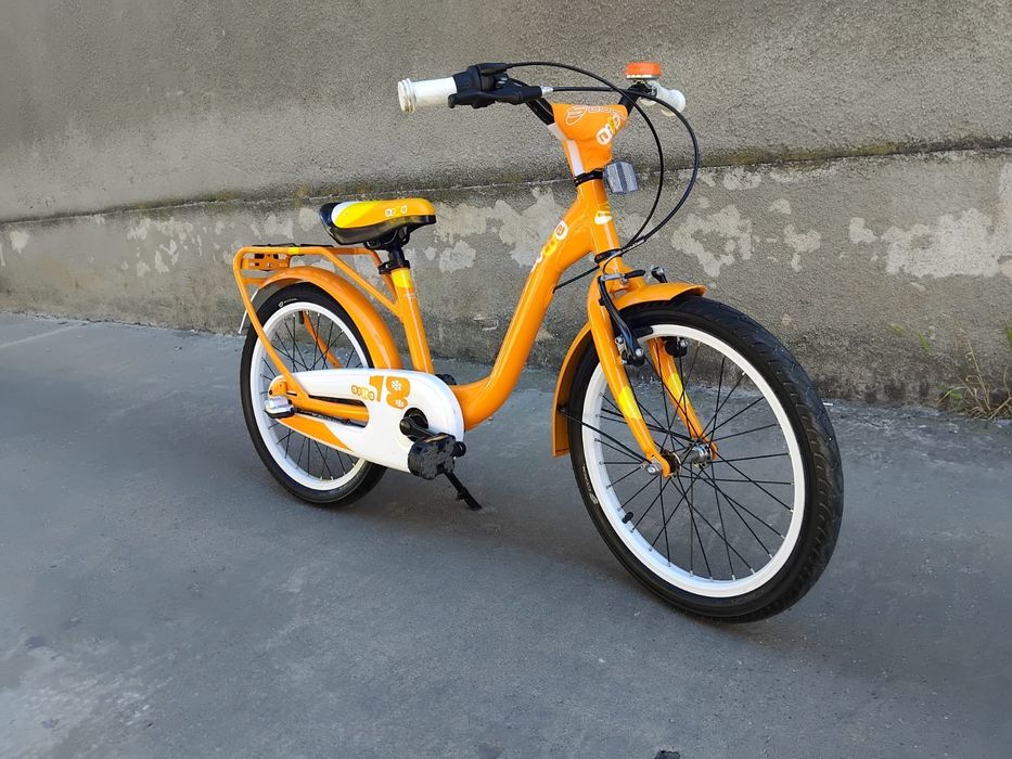 Vând bicicleta din aluminiu pentru copii