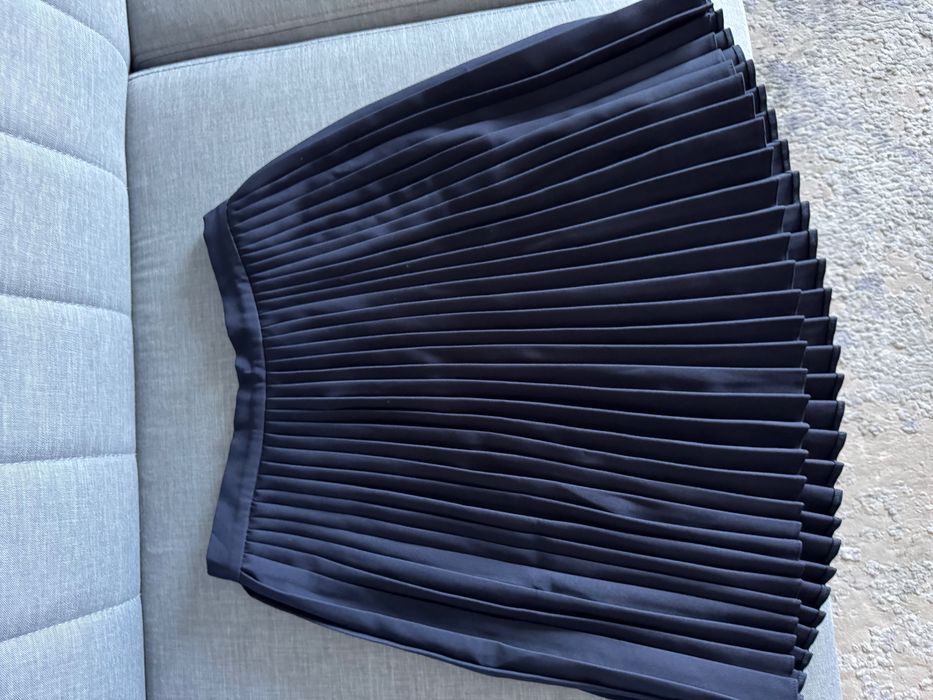 Fustă nouă TGH fashion mărimea 38