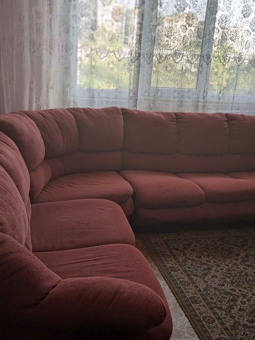 Дава се под наем Тристаен апартамент в Пловдив, Изгрев - 70 кв.м за 33915 € - Снимка #1