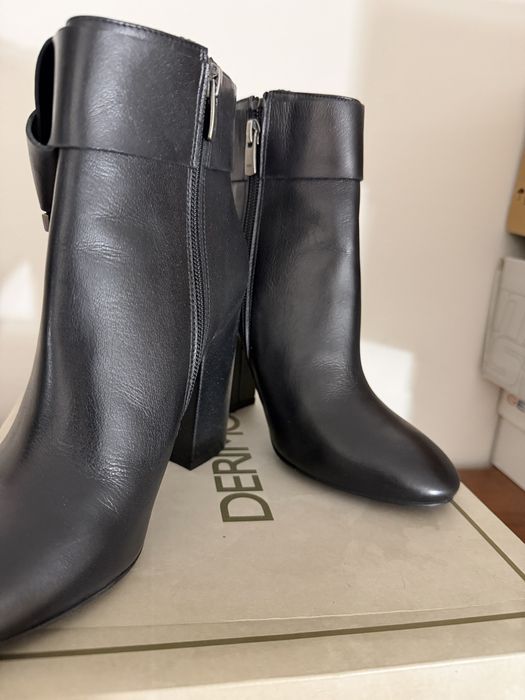 Дамки боти Derimod