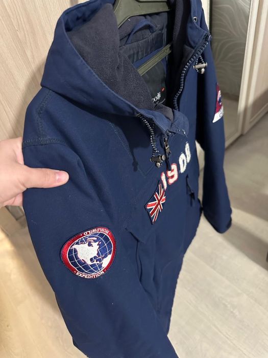 Продам куртку……………