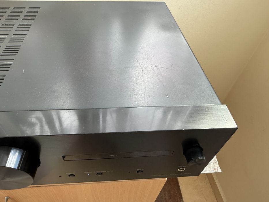 Onkyo A-9130 Стерео усилвател DAC