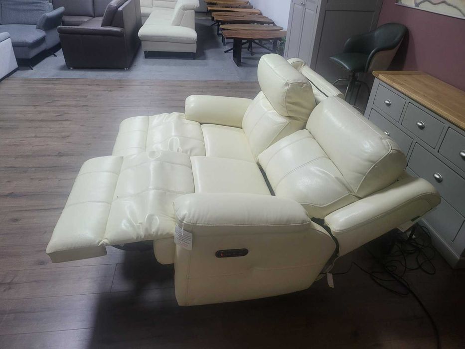 Светло кремав кожен диван двойка с електрически релаксиращ механизъм
