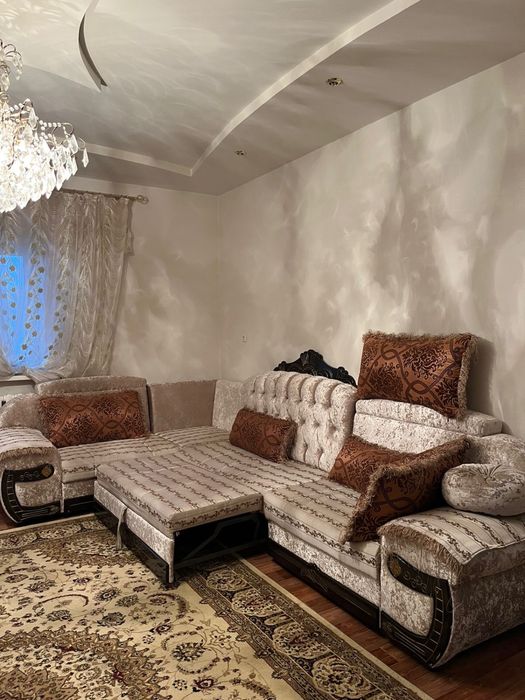 Продам диван срочно