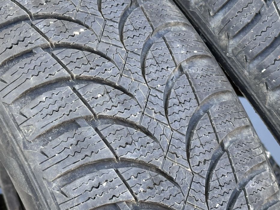 175/60/R15 Nexen Winguard 2бр зимни dot1919 5-6мм