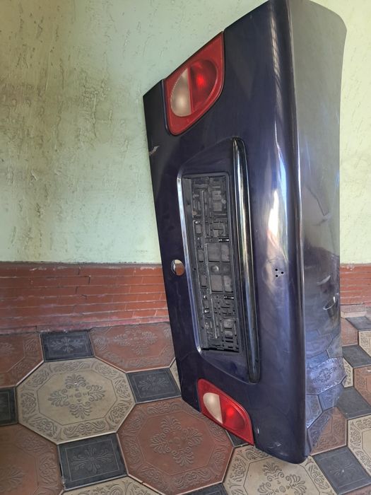 Накладка Задни бампер Мерс.210 рест.