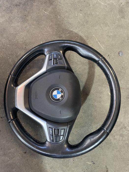 Волан с подгрев БМВ Ф15/ Ф16 (volan bmw f15)