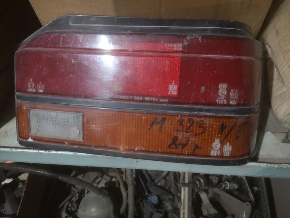 Мазда 323, 87 гв, фонарь задний правый.