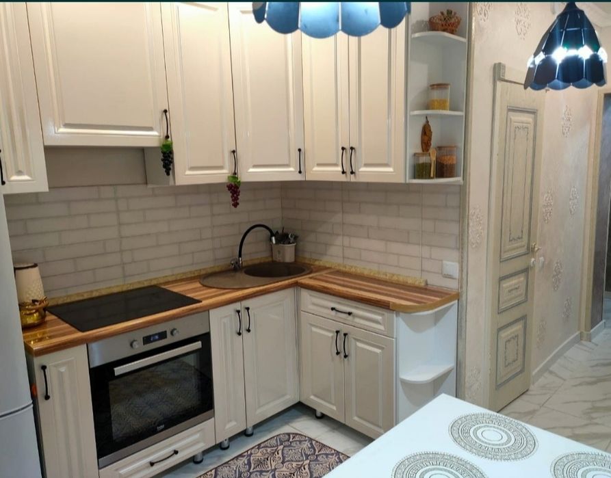 Продам 4 комнатную квартиру