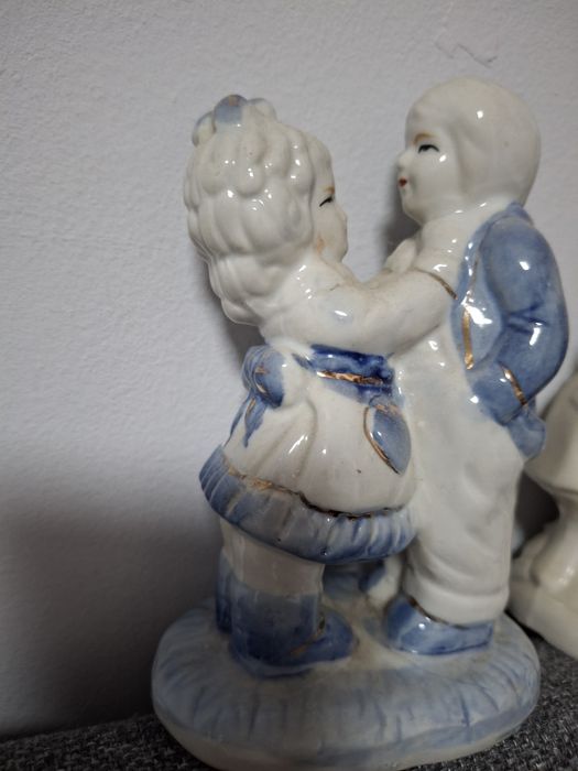 Статуетки принцеси и принц, стар Китай. Заедно цена