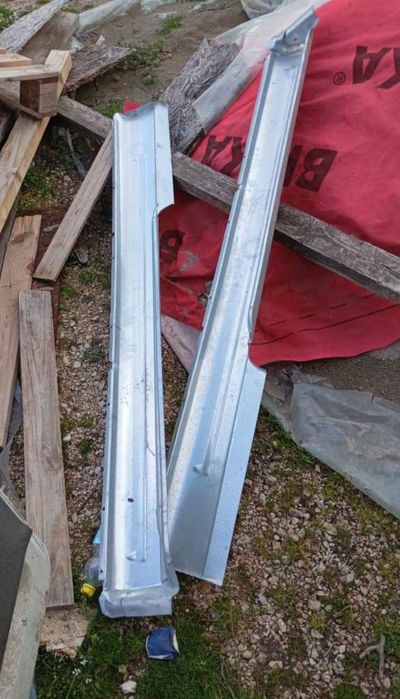 Нови прагове за VW Golf 3