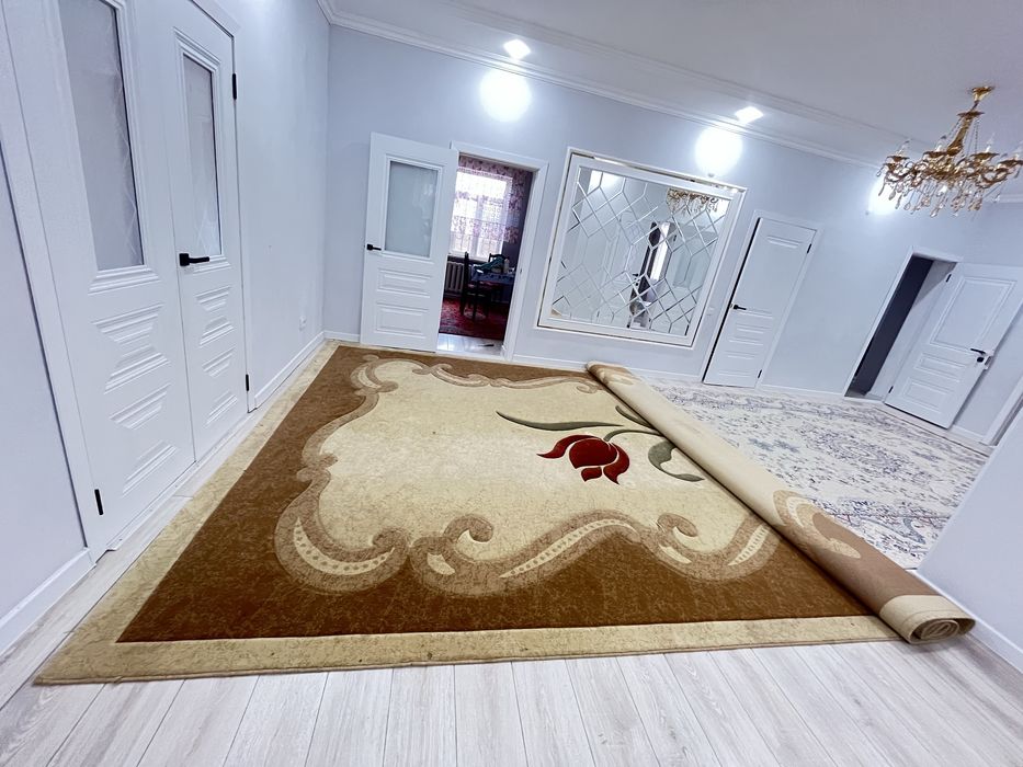 Кілем сатылады срочно