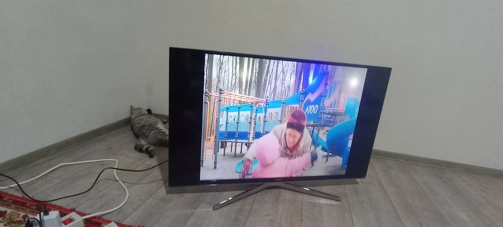 Продам Самсунг тв
