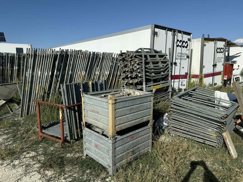 Ново поцинковано рамково скеле 1000кв. Пълен комплект.