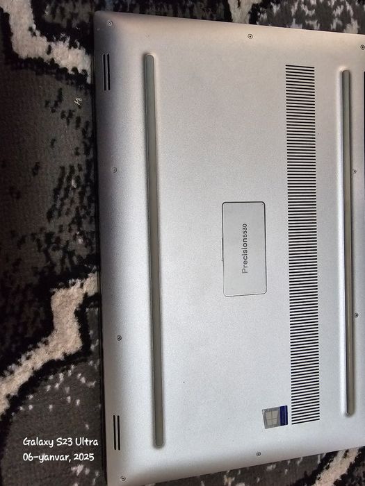 Dell Precision 5530, 15.6 FHD i7-8850H 2.6GHz 16GB RAM  Nvidia 4GB