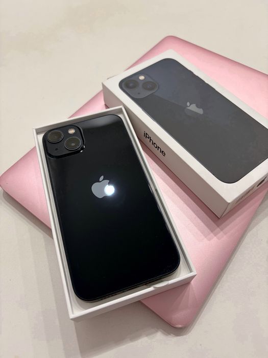 Продам iPhone 13 128 gb black