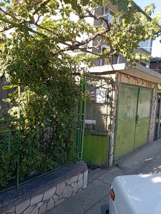 Продавам къща в град Стамболийски
