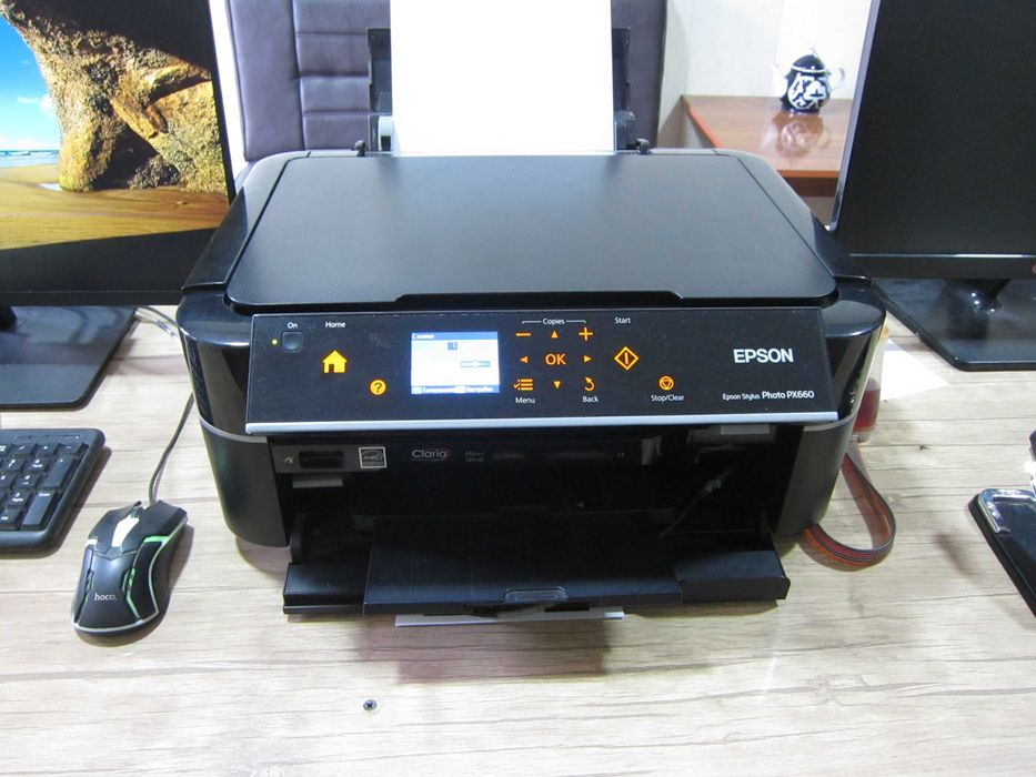 Komyuter xizmati Faqat bugun pul zaril