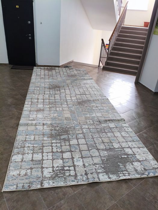 Продам чистый ковёр