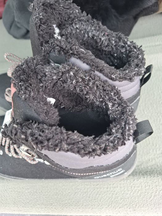 Дамски туристически обувки