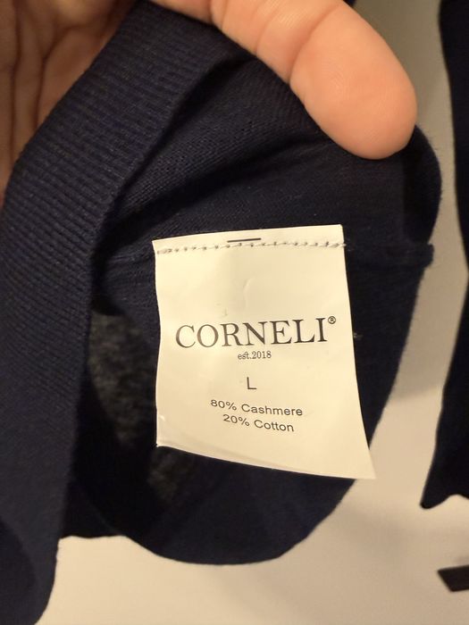Новый кашемировый джемпер Corneli