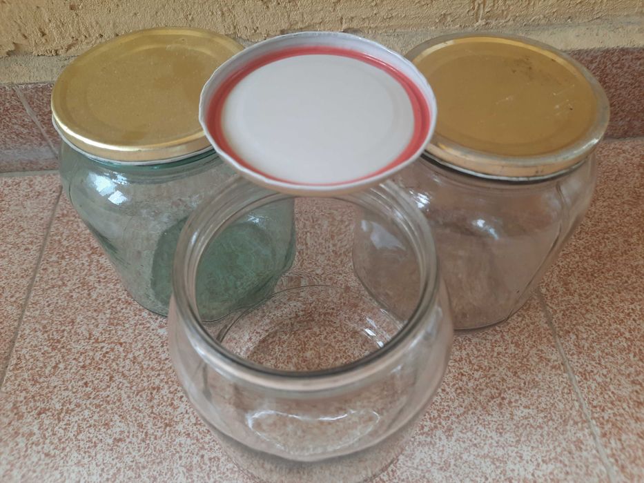 Стъклени буркани Омния- големи  и  на винт 720 мл.