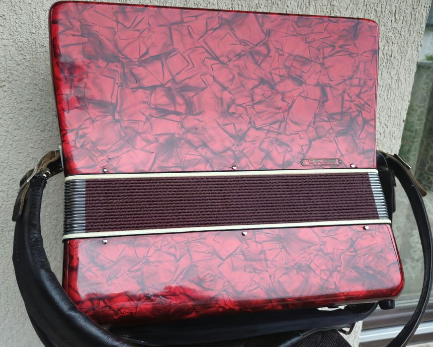 Acordeon Parrot cu 72 basi roșu