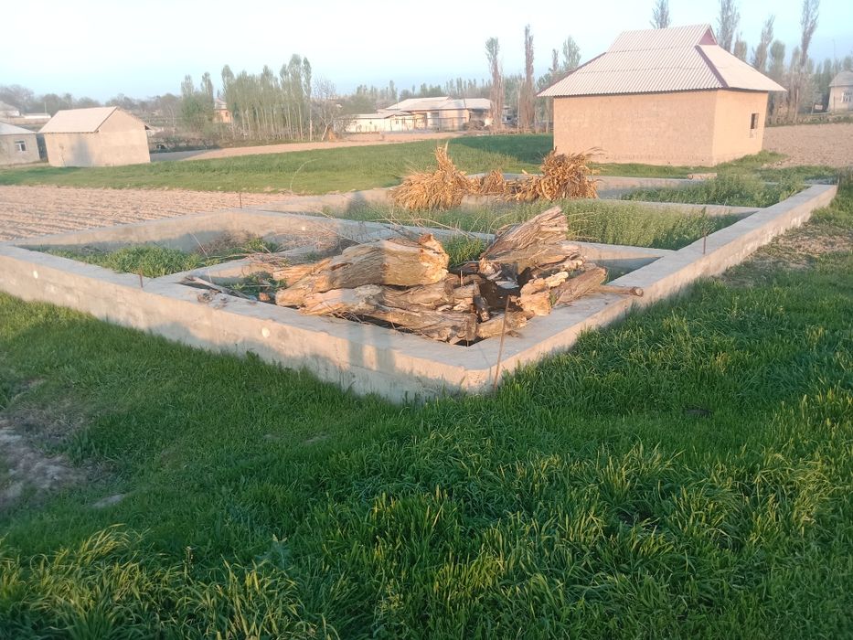 Йер учаска Сотилади