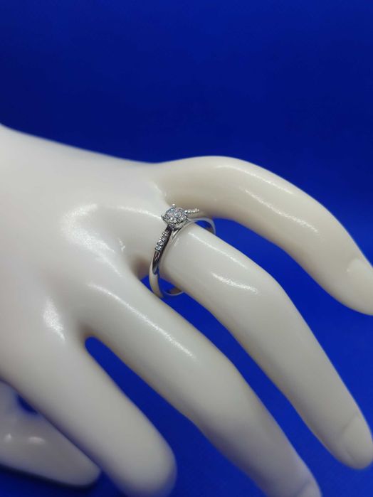 Годежен пръстен с диамант 0.30ct.