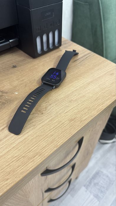 Часы redmi 5 active. В отличном состояниии