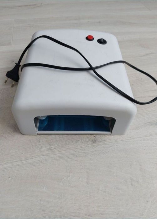 Лампа для маникюра