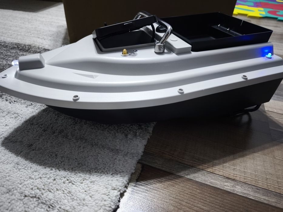 Barcuta nadit/plantat cu GPS