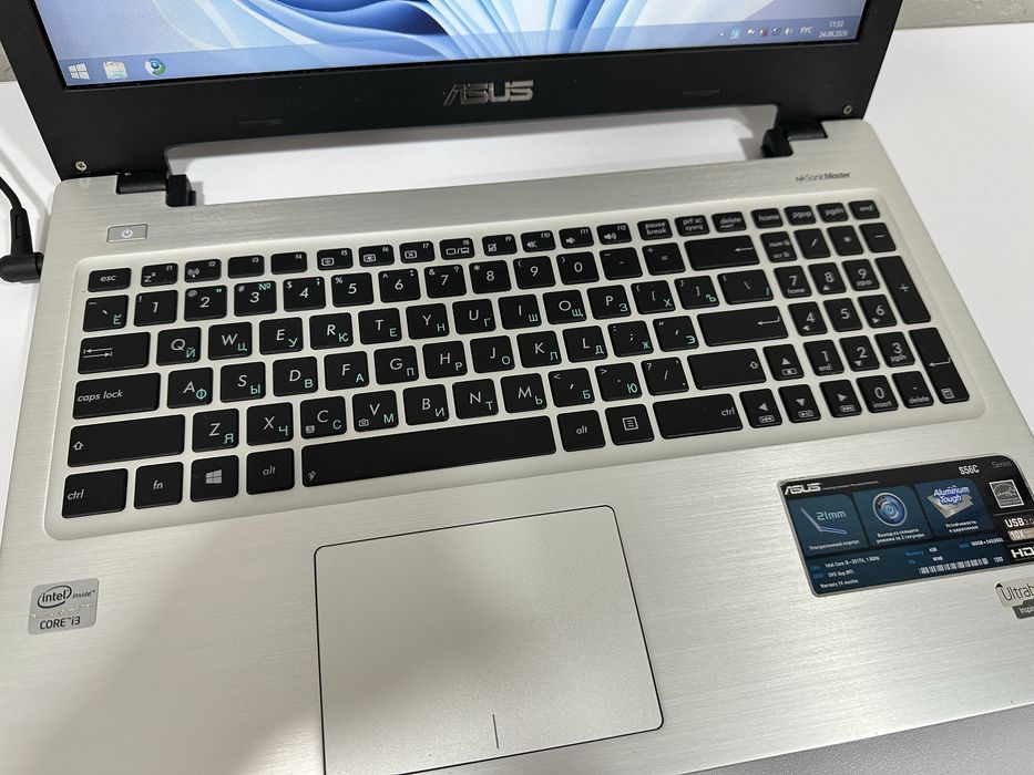 Ноутбук Asus CORE i3 + 8 ГБ ОЗУ