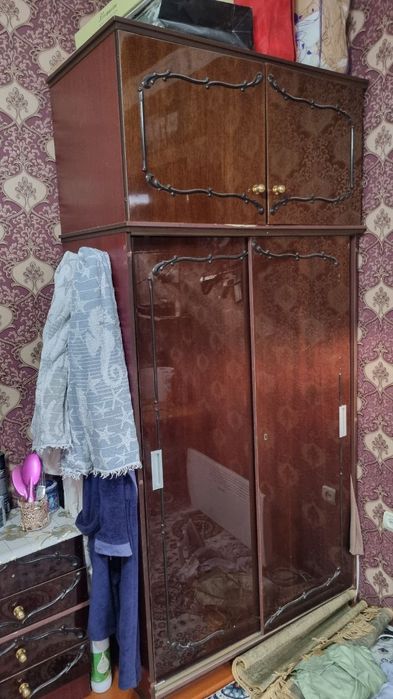 Mebel spalniy tekinga