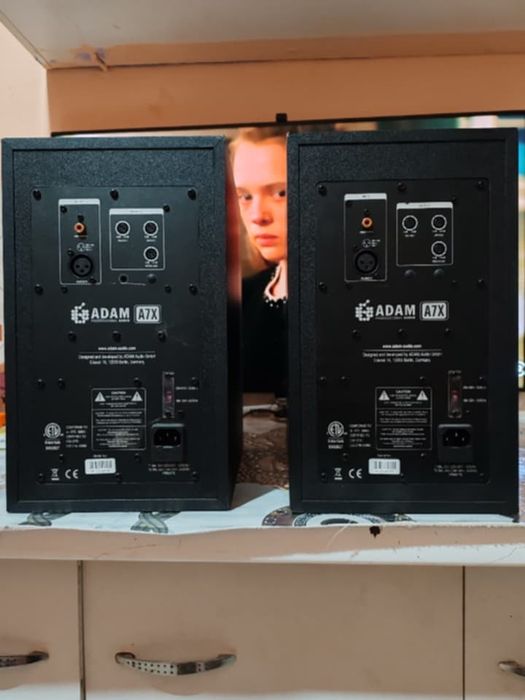 Monitoare de studio Adam Audio A7X Editie Limitata Black Glossy