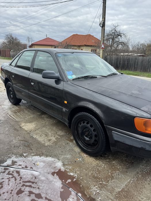 Audi 100 2,0E berlina