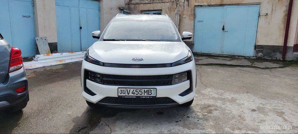 Yangi Jac Js6 narxiga arzidi